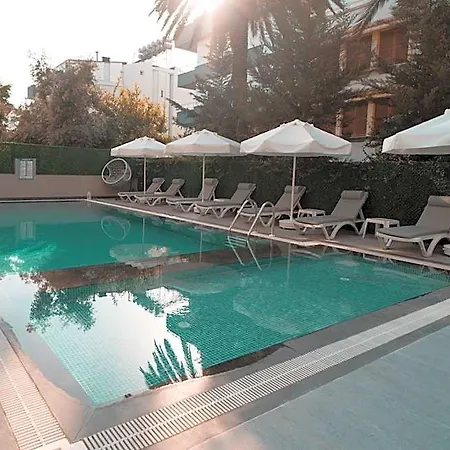 Sam Hotel 3*