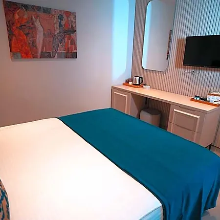 Sam Hotel
